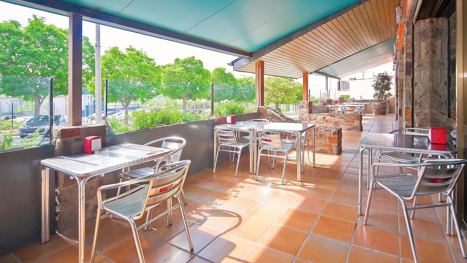 Hotel Sant Pere Ll Hspii Rubi